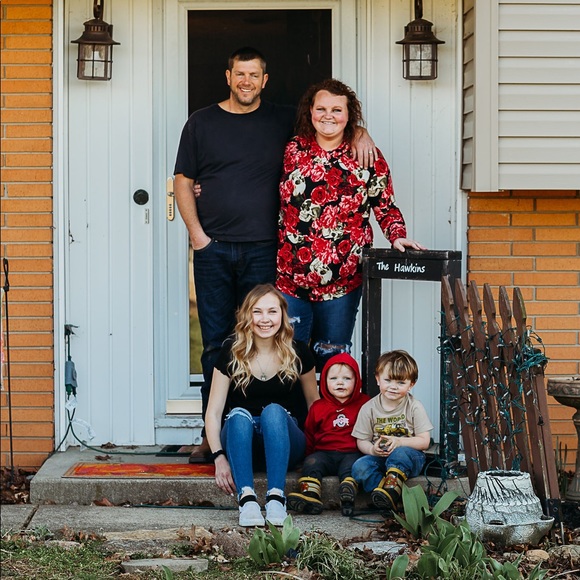 Meet your Posher, Jessica - Picture 3 of 12